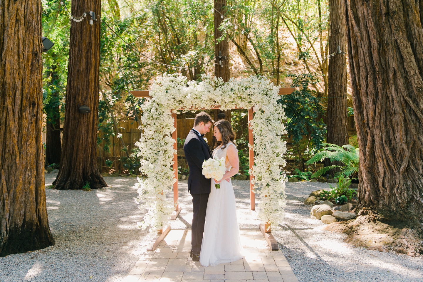 Deer Park Villa grounds and outdoor wedding venue.